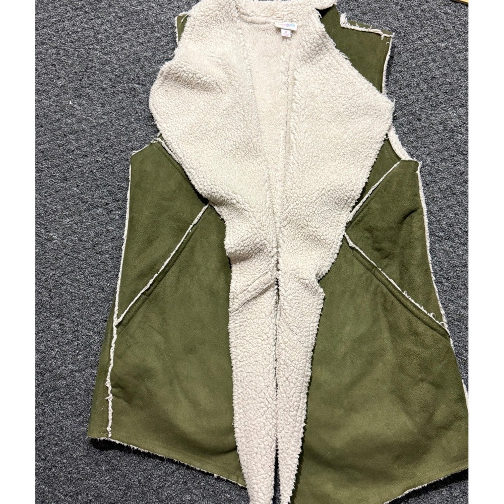 LuLaRoe Jaxon Vest Olive Green Faux Suede‎ Sherpa Lined Open Front Waterfall M